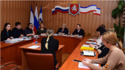 Сім'ї колишніх і нинішніх кримських «ополченців» на зустрічі з Наталею Маленко в адміністрації Сімферополя, січень 2019 року
