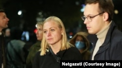 ეუთოს თავმჯდომარე პარლამენტთან დემონსტრანტებს შეხვდა