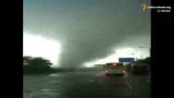 Потужний тайфун вирував у Китаї (відео)