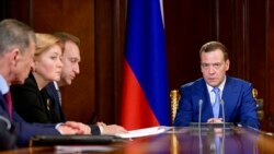 Премьер и море: визит Дмитрия Медведева в Крым