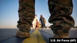 США і союзники мають намір завершити до 31 серпня процес евакуації, яка, за словами президента Джо Байдена, з кожним днем ​​стає все більш ризикованою для американських військ