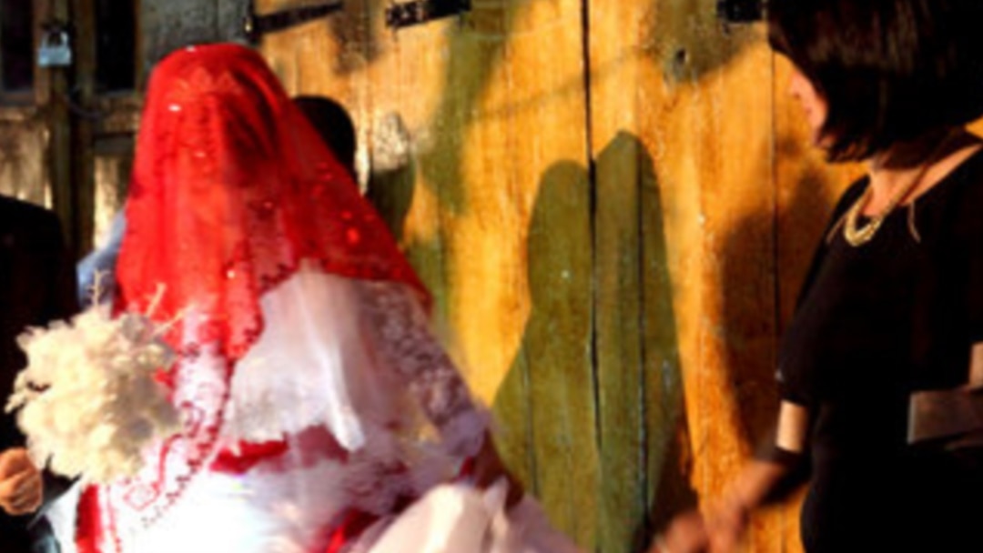 Exes dan uy qurilishi blowjobs