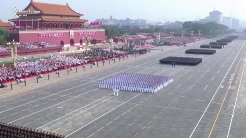 Parada ushtarake në Kinë