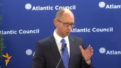 Јацењук: „Украина нема никогаш да се предаде“