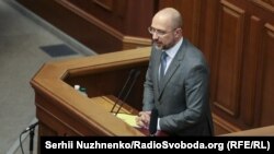 За словами голови уряду, наразі на укріплення кордону вже виділені кошти з резервного фонду, зокрема, укладені контракти на закупівлі колючого дроту