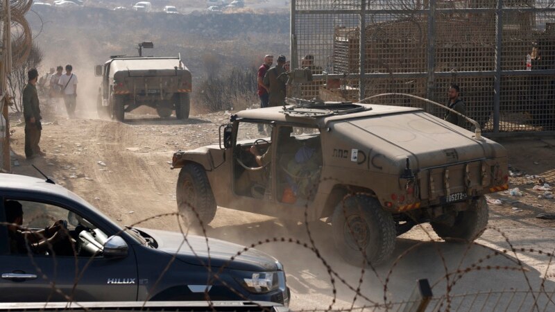 Izraelska vojska ubila poveljnika Hezbolaha in vstopila v Sirijo