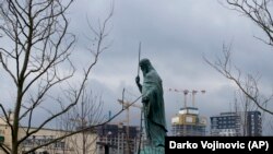 Spomenik Stefanu Nemanji u Beogradu svečano je otkriven 27. januara 2021. 