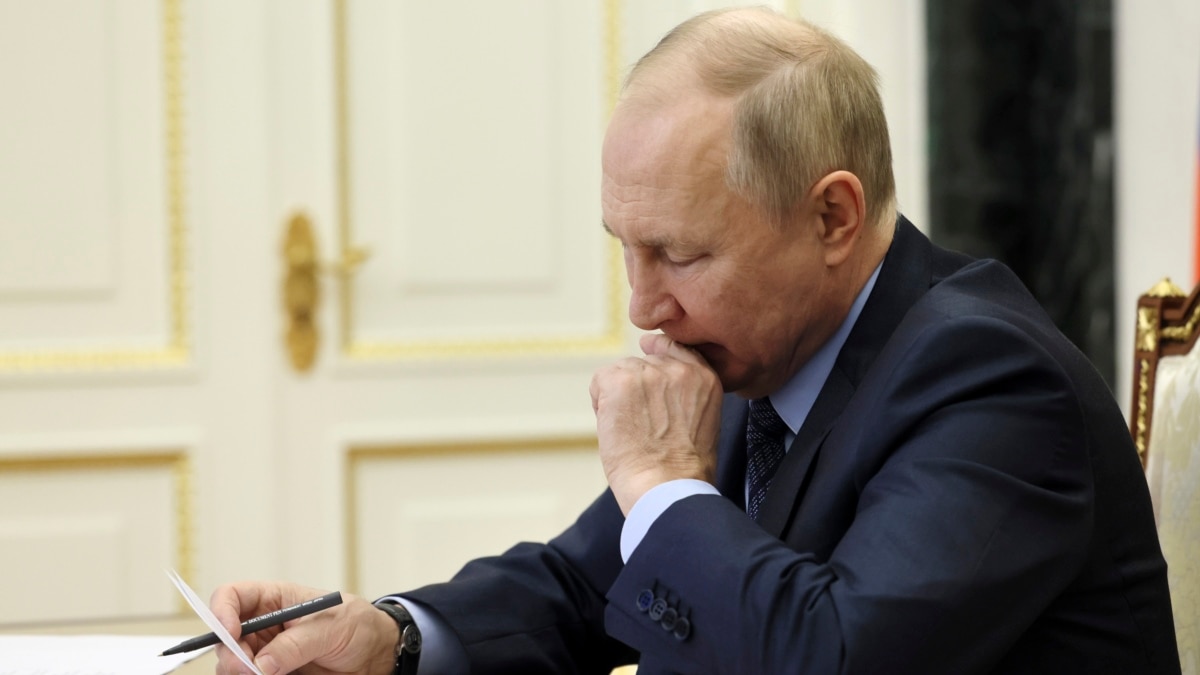 Putin Signs Controversial Law Banning 'LGBT Propaganda' - Vimarsana News