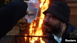 Antivladin protest u Tirani, 13. oktobra.