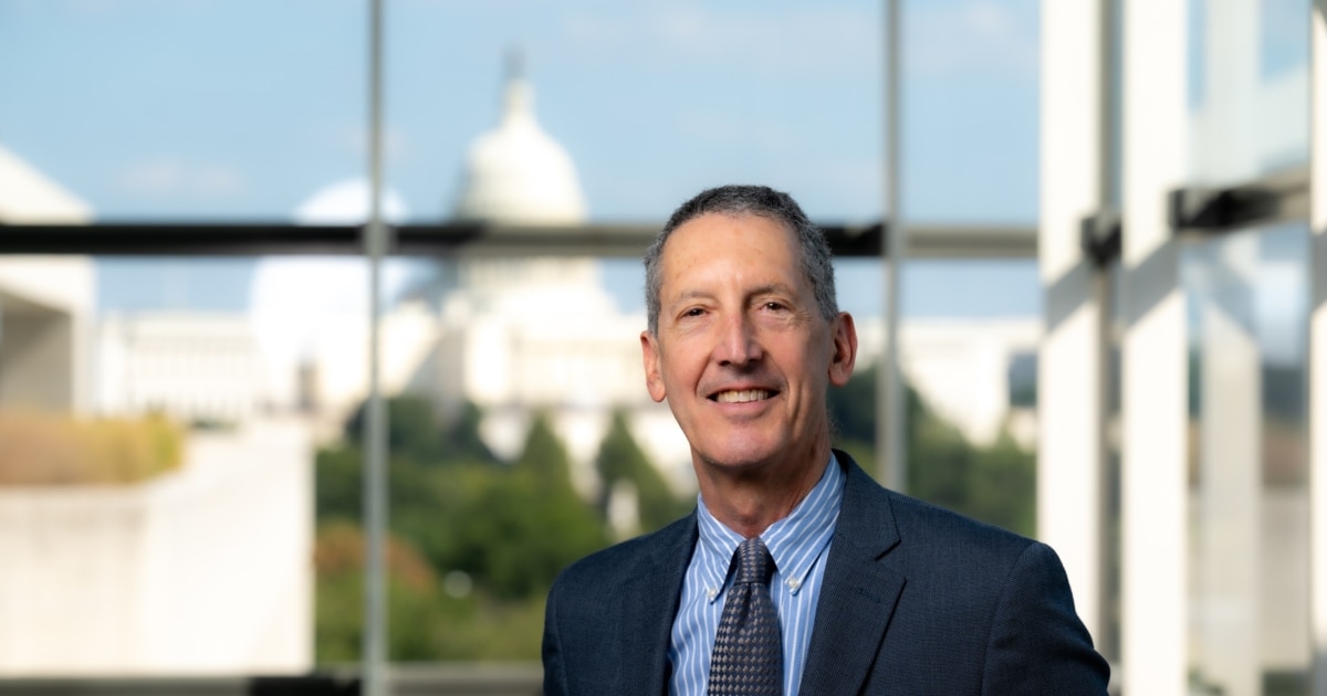 Joseph  Kurti të heqë dorë nga populizmi përçarës dhe të përfitojë nga dobësimi i Vuçiqit