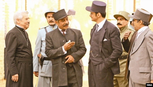 نمایی از سریال «کلاه پهلوی»