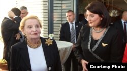 Atifete Jahjaga dhe Madeleine Albright