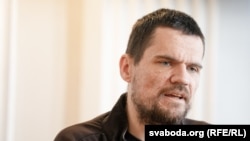 У вересні 2024 року Вільнюський регіональний суд визнав литовського адвоката Мантаса Данелюса винним у шпигунстві на користь Білорусі