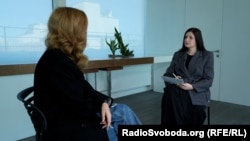 «13,5 тисячі десь у нас майданчиків. От зазвичай в залежності від блекаутів, буває, коли в блекаут і 2000 базових станцій не працюють», – Ольга Устинова