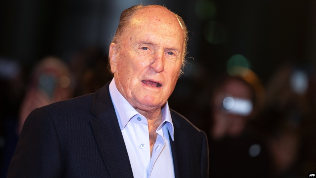 دووال هنگام مرگ ۹۵ سال داشت