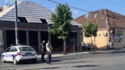 Na protestne skupove, koji u više kragujevačkih naselja traju duže od mesec dana, pozivali su pojedini meštani. Foto: Policija na ulici u naselju Stanovo u Kragujevcu novembara 2025.