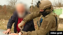 კადრი სახელმწიფო უსაფრთხოების სამსახურის გავრცელებული ვიდეოჩანაწერიდან