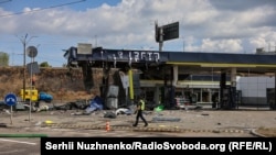 Наслідки російського удару по АЗС у Києві, вересень 2026 року