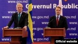 Carl Bildt şi Radoslaw Sikorski la Chişinău