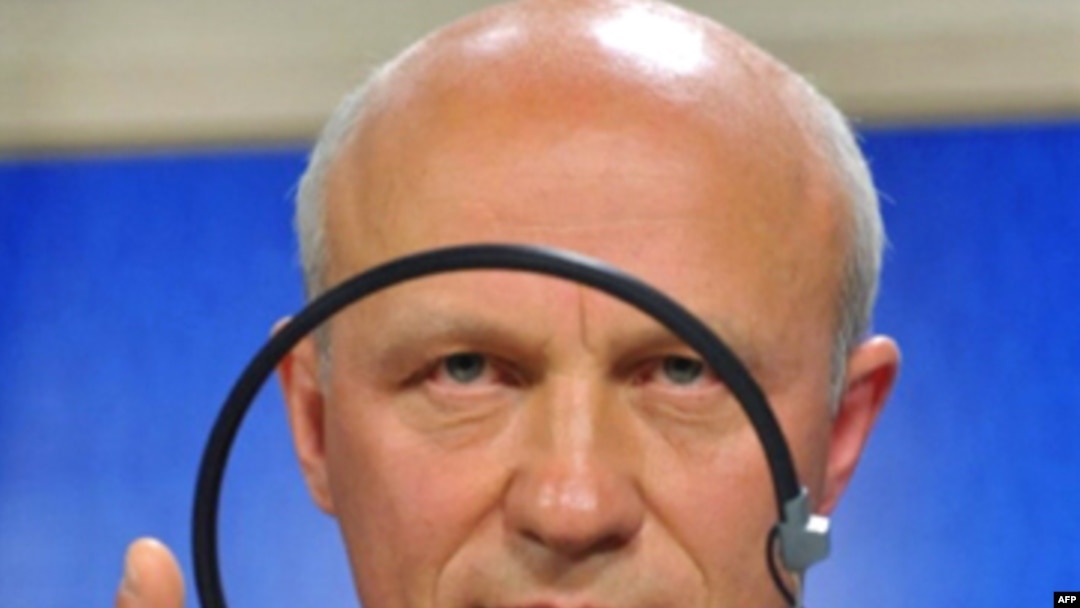Alyaksandr Kazulin in Brussels this month