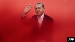 Türk prezidenti Rejep Taýyp Erdogan. 7-nji awgust, 2016 ý.
