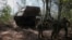 Українські військові ведуть вогонь по російських силах на Донеччині, 18 вересня 2026 року