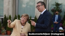 Cancelara germană Angela Merkel și președintele Serbiei, Alexandar Vucic la Belgrade, 13 septembrie, 2021.