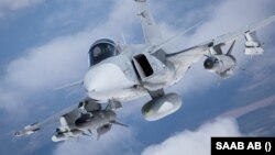 Avion de luptă Saab JAS-39 Gripen de producție suedeză.