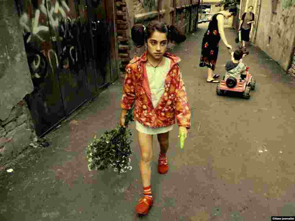 199 თინა შარაშენიძე: უსათაურო