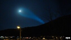 این پدیده نوری عجیب در سال ۲۰۰۹ بر فراز یک پایگاه نظامی در نروژ رصد و تصویربرداری شده‌است