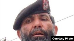 د بم ناکاره کولو پوه حکم خان