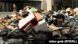 U Skoplju nema ko da čisti smeće između dva izborna kruga