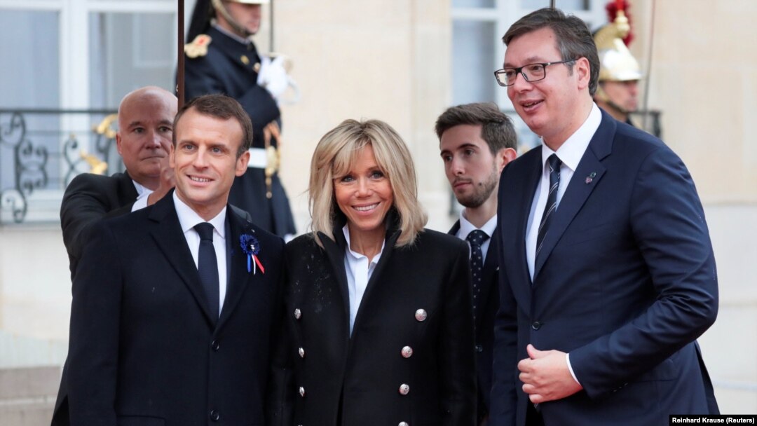 Predsednici Francuske i Srbije, Emanuel Makron i Aleksandar Vučić na ceremoniji u Parizu povodom Dana primirja u Prvom svetskom ratu