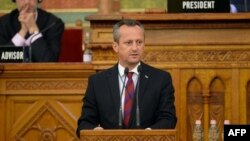 Ozalky spiker Trajko Weljanowski. Arhiw suraty