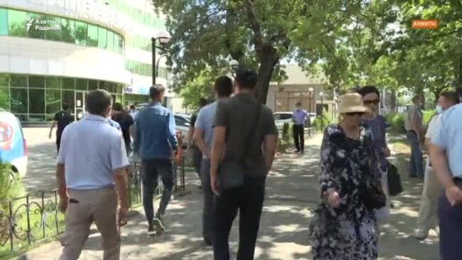 "Ақша қайда?" Жедел жәрдем қызметкерлері үстемақы талап етті