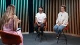 Comunicatoarea GenderDoc-M, Diana Guja, și fondatorul platformei Bang-Bang Vasile Micleușanu, vorbind în studioul Europei Libere despre Festivalul Moldova Pride, ediția 2025.