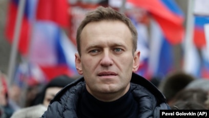 Putinu Nado Molitsya Chtoby On Vyzhil Seti Ob Otravlenii Navalnogo