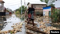 Congo River basin submerged by floods