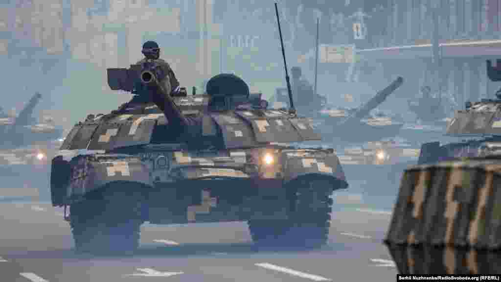Танкова рота окремої механізованої бригади імені князя Володимира Мономаха на бойових танках Т-64БВ 