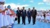 Президент Казахстана Касым-Жомарт Токаев встречает прибывшего в Астану с государственным визитом и для участия в саммите ШОС китайского лидера Си Цзиньпина. 2 июля 2024 года