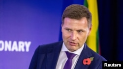 Estoniýanyň goranmak ministri Hanno Pewkur 