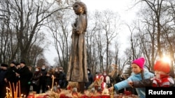 Ukraine's annual memorial day for the victims of Holodomor famine takes place this year on November 26. (file photo)