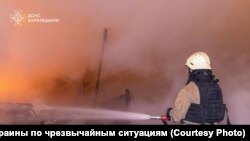 Тушение пожара после российского удара по Харьковской области