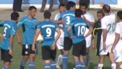 A heated Tajik football match between fierce rivals Ravshan Kulob and Istiqlol Dushanbe resulted in sanctions against several Istiqlol players. (TV screengrab)