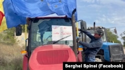 După luni de proteste ale fermierilor, autoritățile au acceptat să introducă licențierea provizorie a importului de cereale și oleaginoase în vara anului 2024.