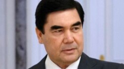 Berdimuhamedow Pakistanda gepleşik geçirýär