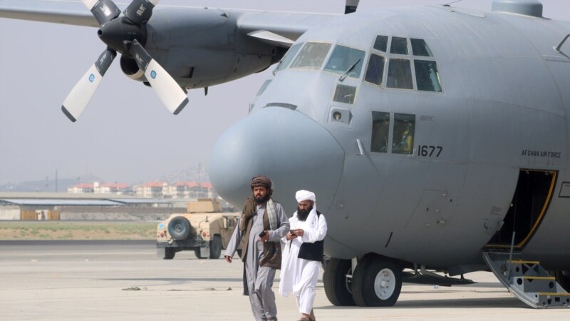 Katari punon me talibanët për rihapjen e aeroportit në Kabul