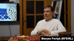 Юрій Мельничук, дослідник українського народного строю