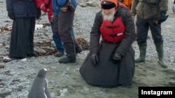 Patrijarl Kiril posmatrao pingvine na Antarktiku