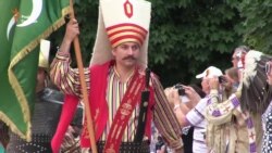 На День Конституції у Сумах сурмили оркестри (відео)